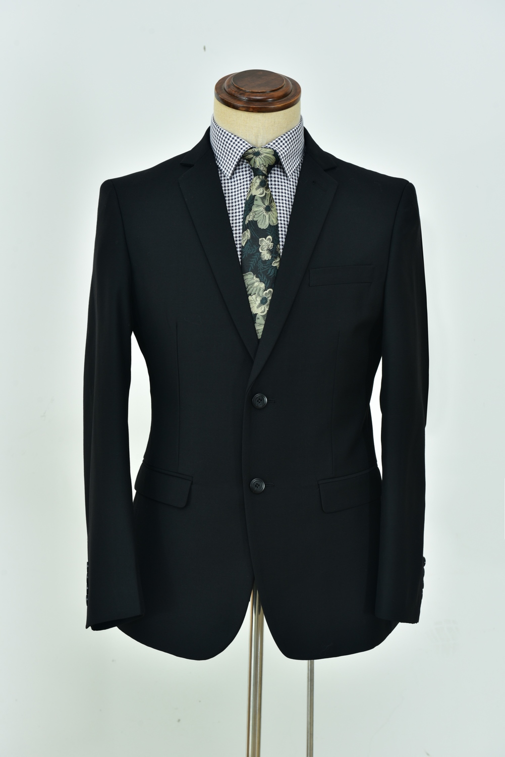 MENSWEAR SUIT